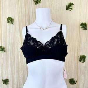 Free People HAH Noir Lounge Lace Bralette Size Extra Small New With‎ Tags